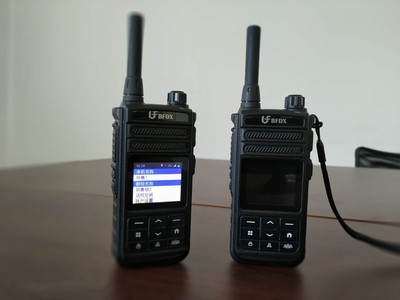 長(zhǎng)距離通話好幫手，堪比手機(jī)？試用北峰公網(wǎng)對(duì)講機(jī)CM625S通訊設(shè)備